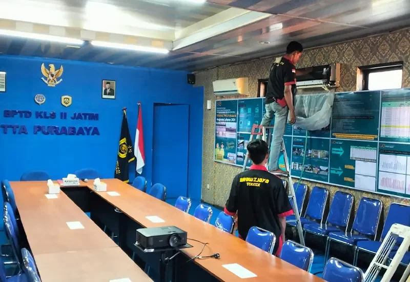 Dokumentasi Memperbaiki AC Terimal Surabaya dan Krian